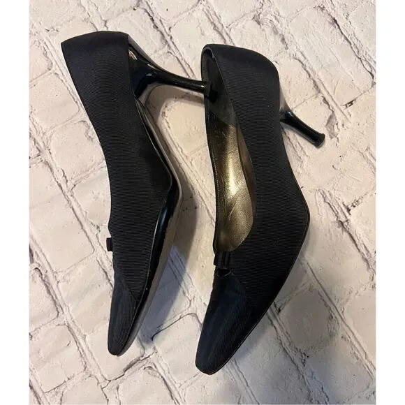 Ferragamo Size 8 Bow Front Pump Heels Black Pointed Toe Dressy Classic Old Money - Picture 12 of 16